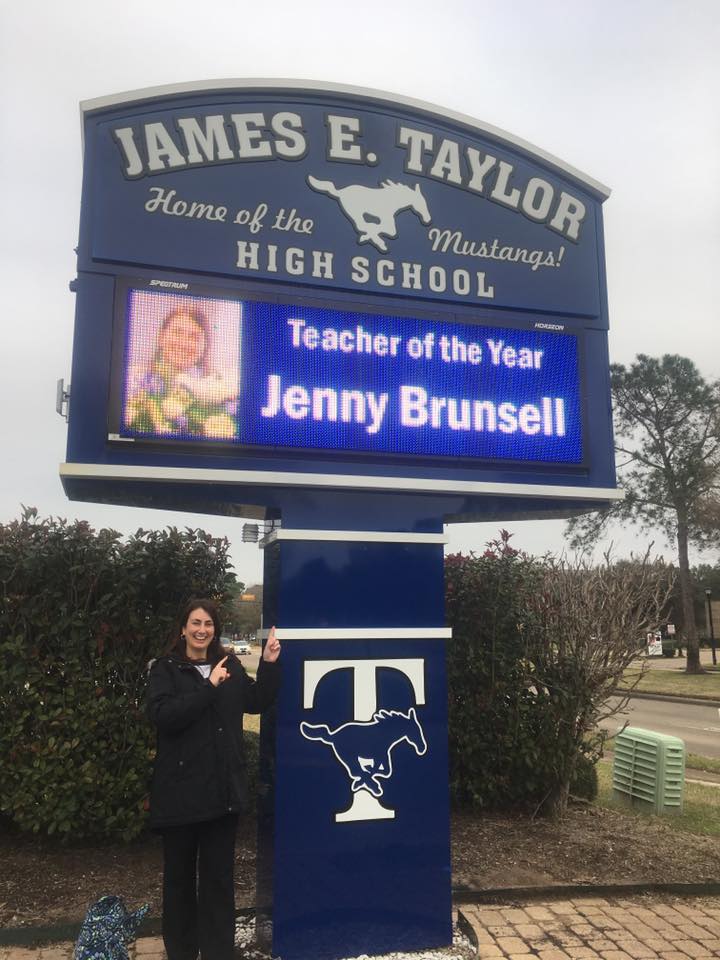 27857957_10216399335842193_7355374117100203653_n