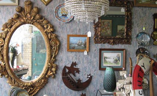 Decorate-with-used-furniture